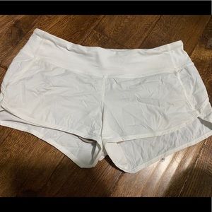 Lululemon Speed up shorts low rise 2.5